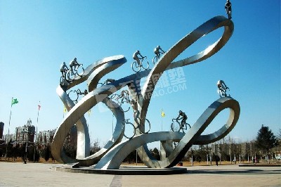 戶外廣場(chǎng)鏡面賽車(chē)不銹鋼雕塑定制