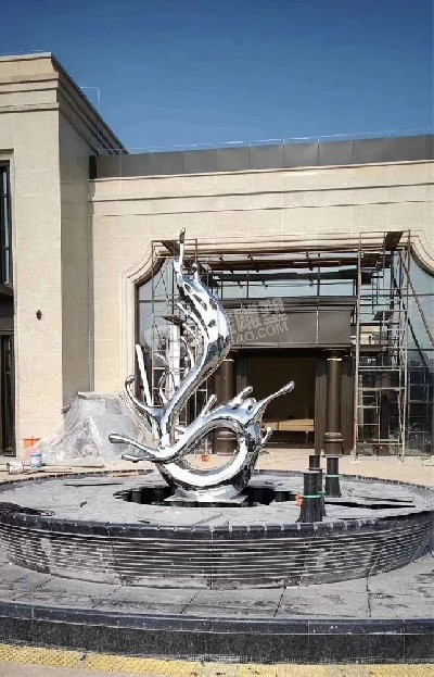 地產鏡面創(chuàng)意浪花不銹鋼雕塑定制