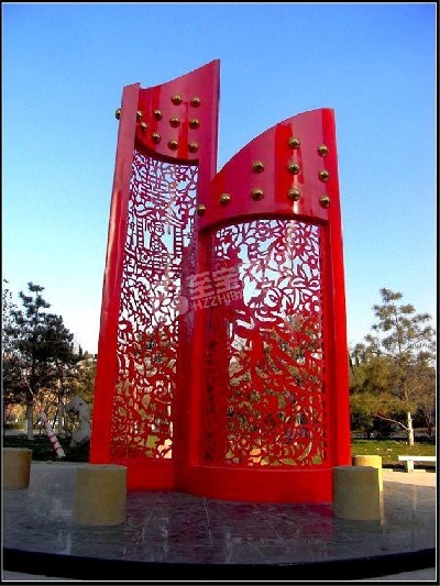 城市廣場(chǎng)創(chuàng)意門(mén)不銹鋼雕塑定制