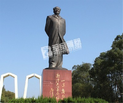 園林當(dāng)中有哪些常用的名人雕塑呢？